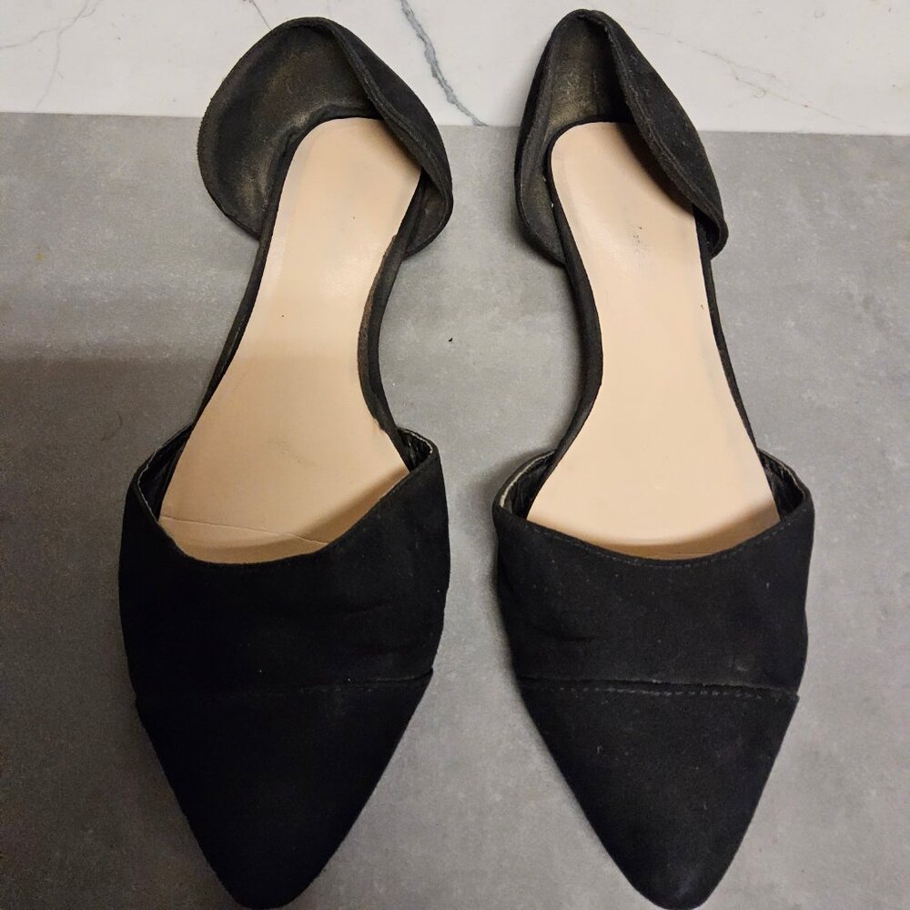 Size 10 black suede pointed toe flats pre-owned  $12